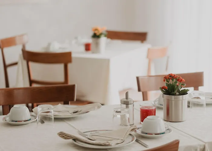 贝拉维斯塔酒店 3*