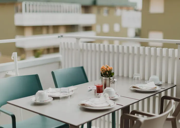 贝拉维斯塔酒店 3*